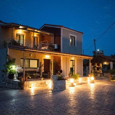 Villeta Nikol Lixouri Exterior foto