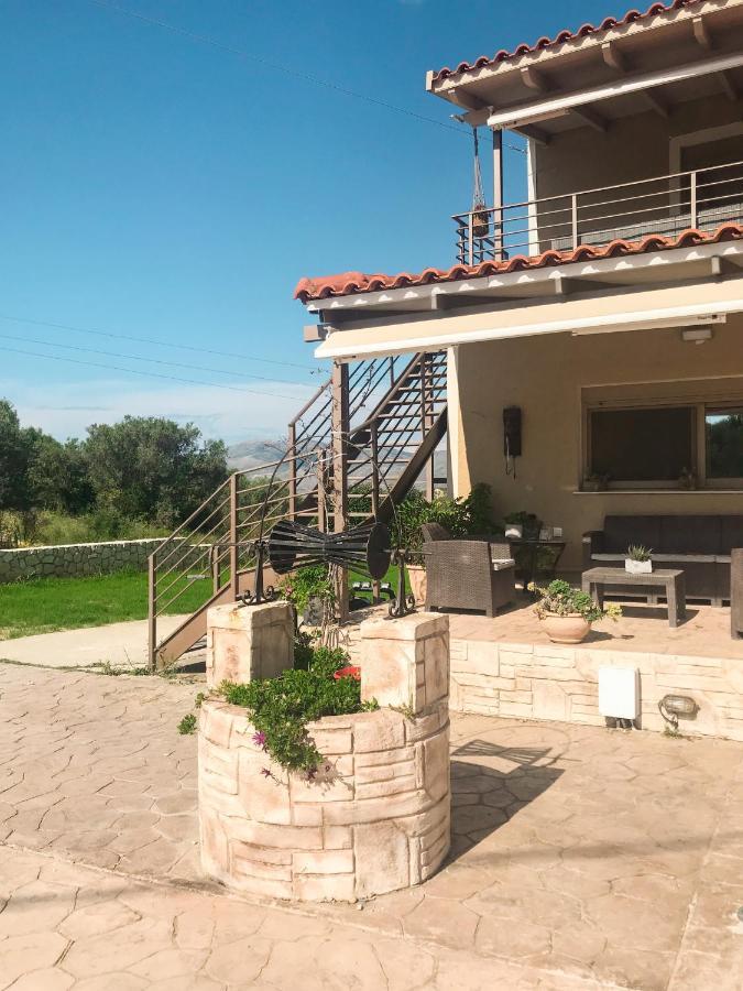 Villeta Nikol Lixouri Exterior foto